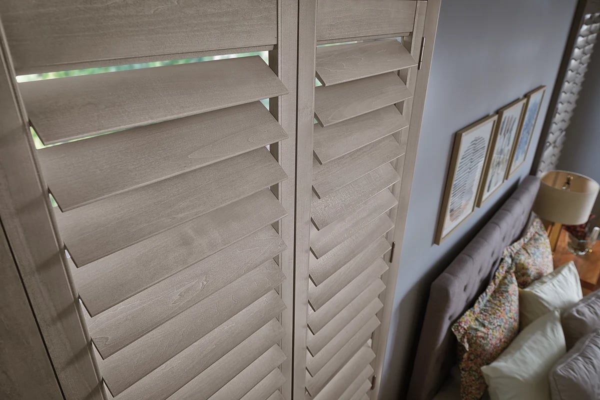 Graber-1847-Wood-Shutters-CU17-V1