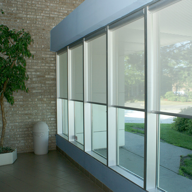 Commercial_roller_blinds_winnipeg