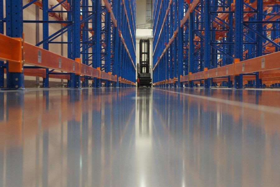 Superflat_concrete_floor_winnipeg3